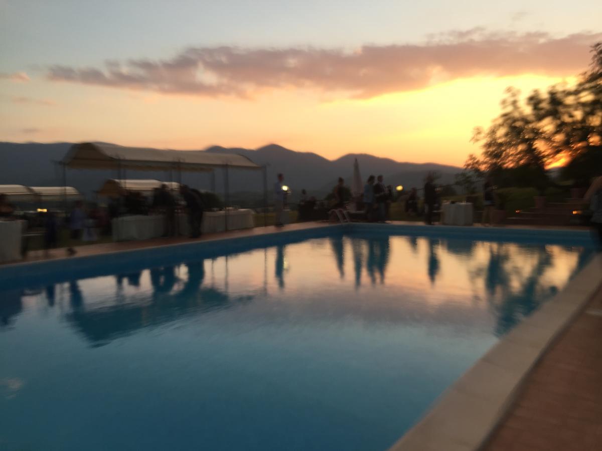 Tenuta Due Laghi Rivodutri Екстериор снимка