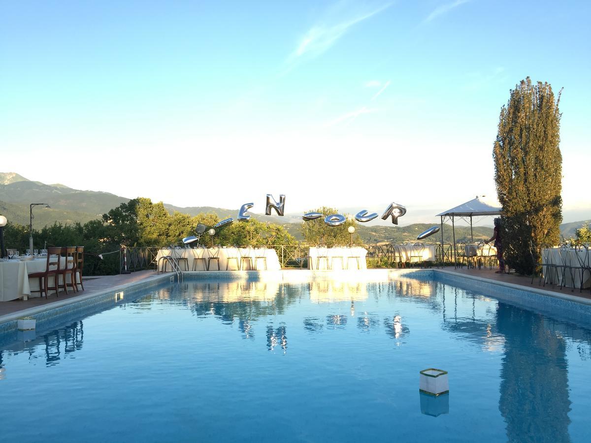 Tenuta Due Laghi Rivodutri Екстериор снимка